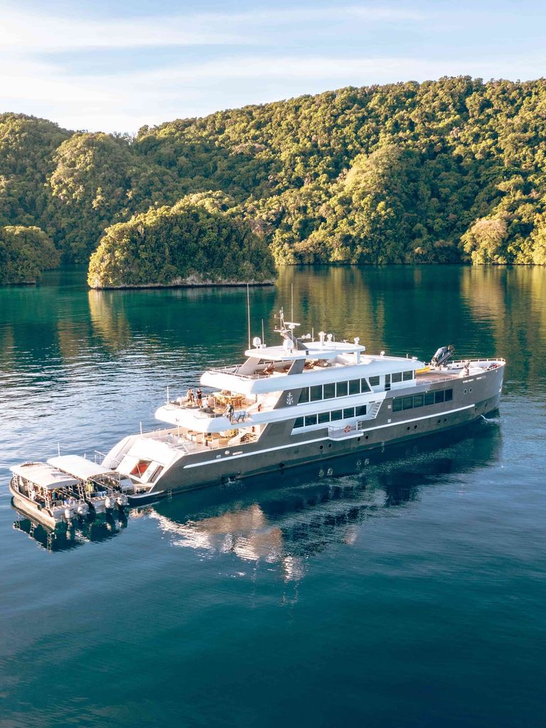 black pearl bateau